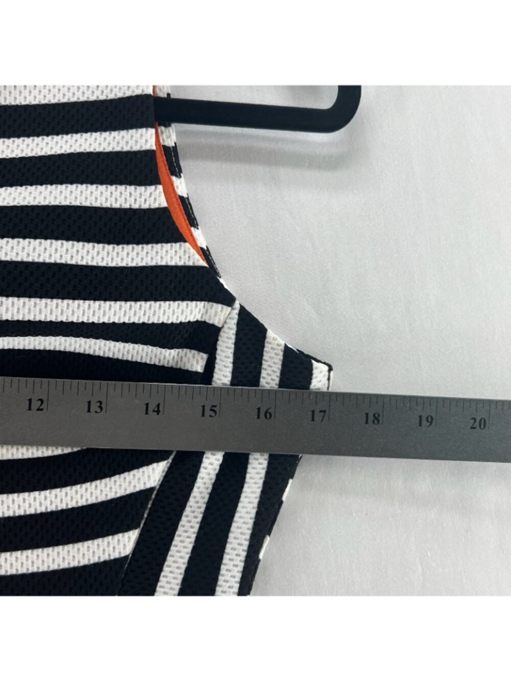 Sharagano Sheath Dress Womens 2 Sleeveless Optical Illusion Striped Black White - Picture 3 of 14